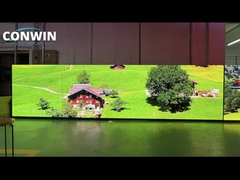 Buiten geleid reclamebord